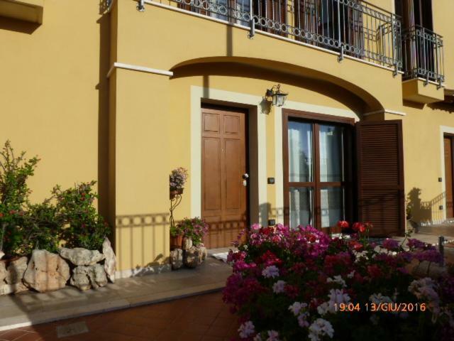 Sogno Di Mare Bed & Breakfast Pula Exterior photo