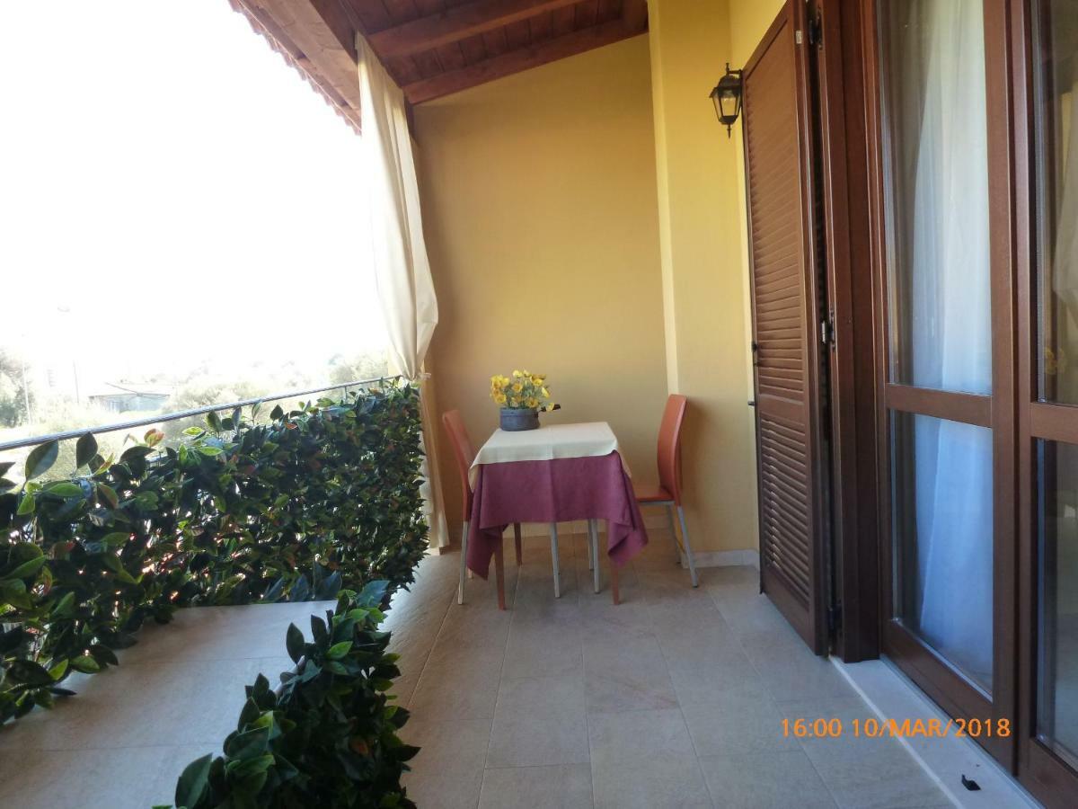 Sogno Di Mare Bed & Breakfast Pula Exterior photo